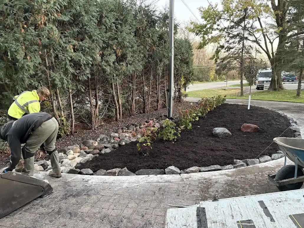 landscape-restoration-after-mulching
